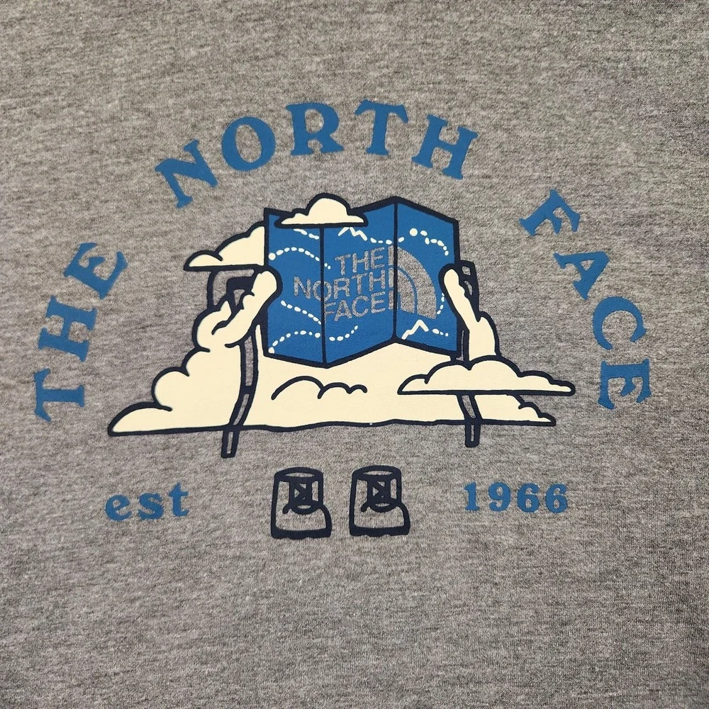 The North Face Hoodie Mens Small Gray Fleece Pullover Travel Cloud Graphic NWT